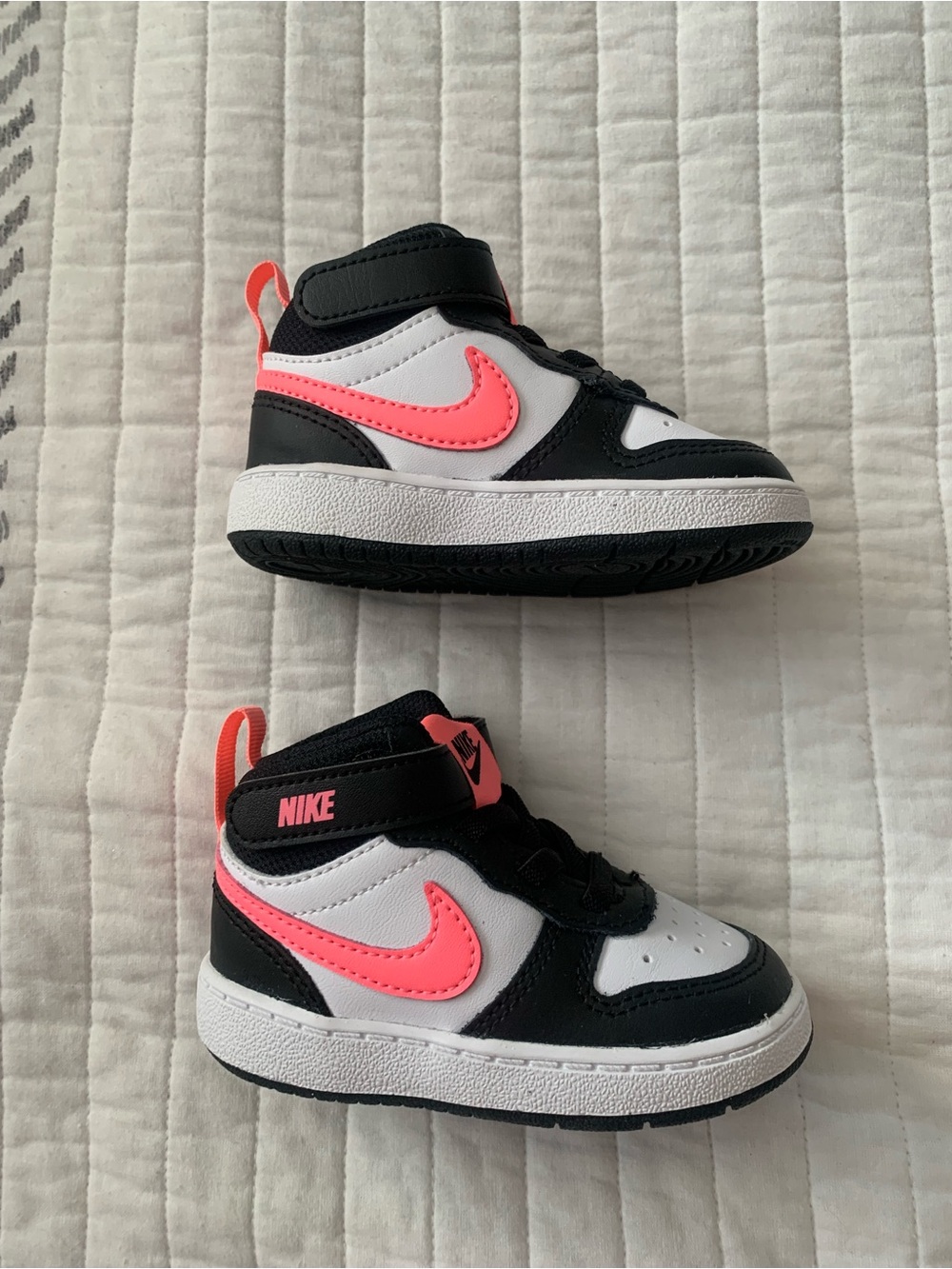 Nike Kids Black, White & Neon Pink High-Top Sneakers